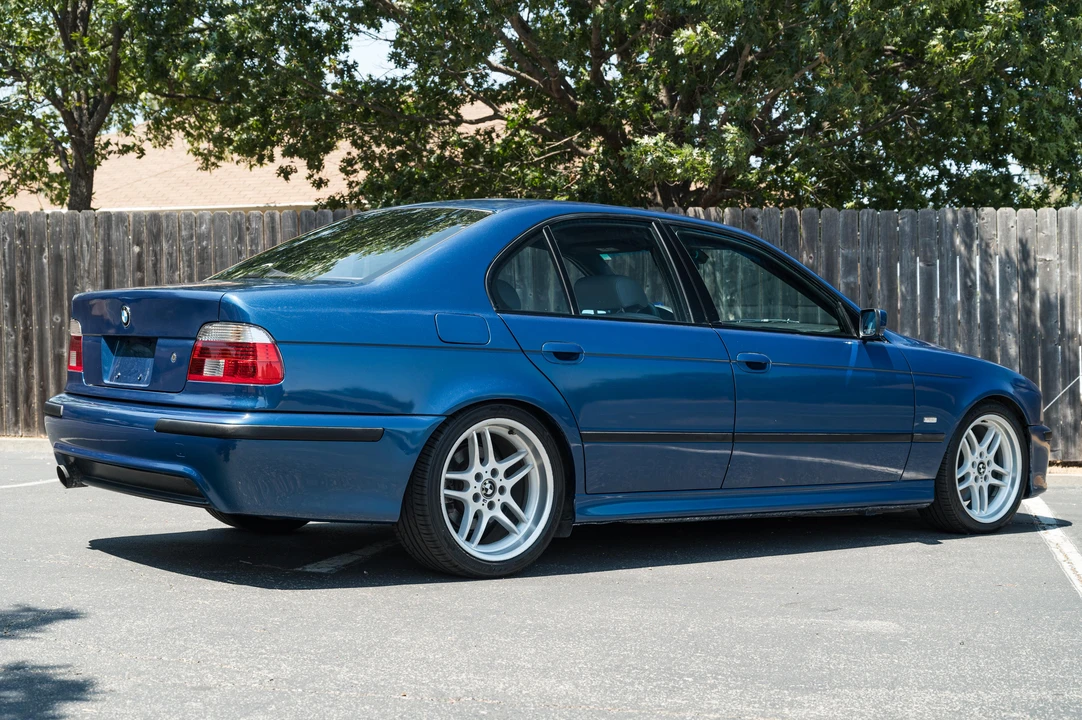 2003 BMW E39 540i - Image 11 of 31