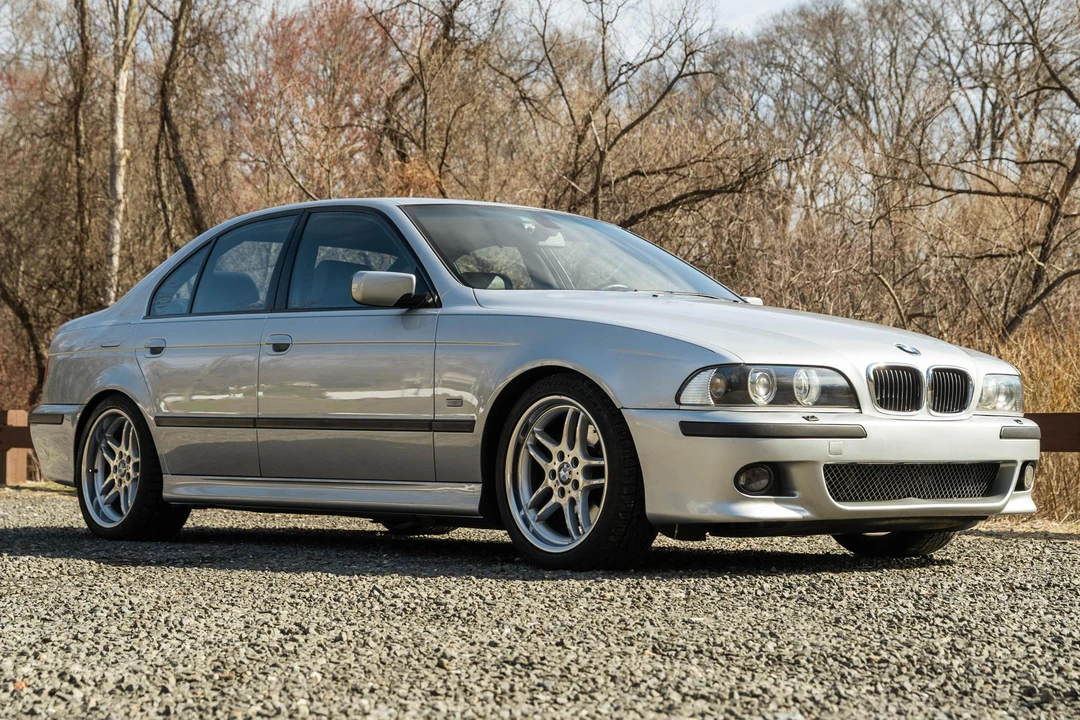 2003 BMW E39 540i - Image 28 of 31