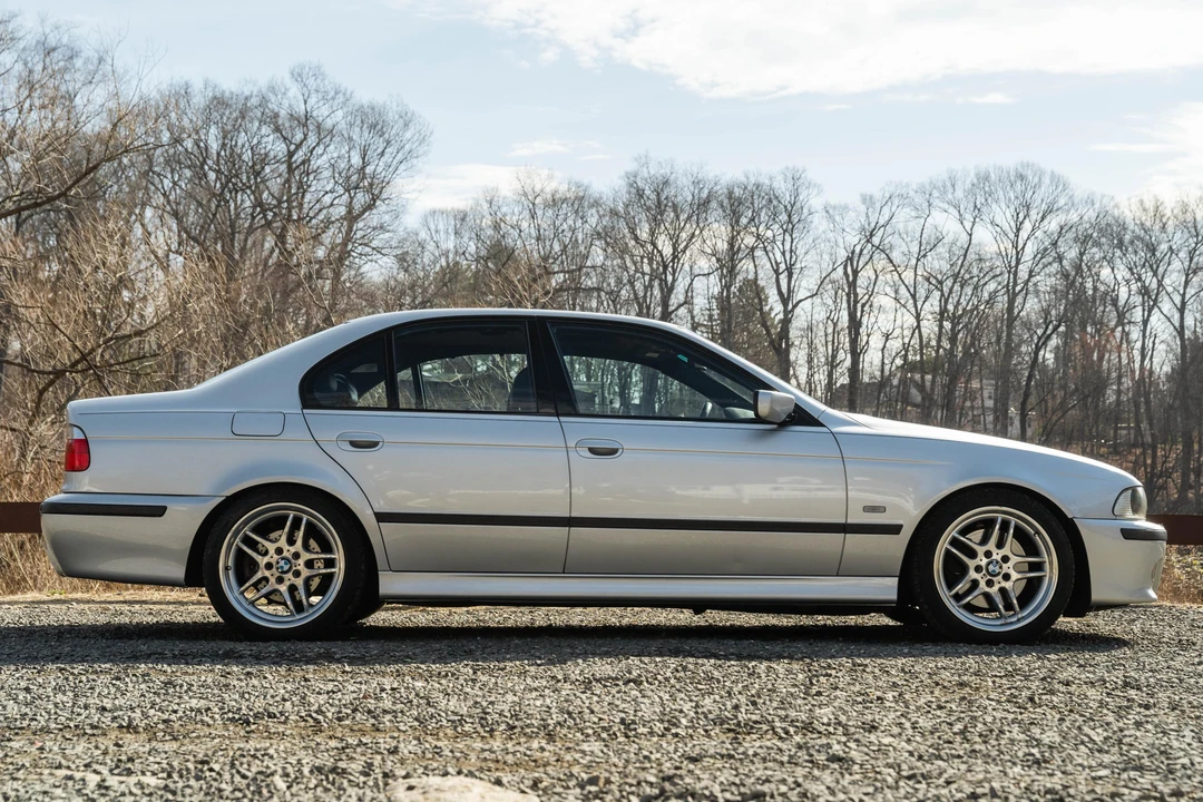 2003 BMW E39 540i - Image 27 of 31