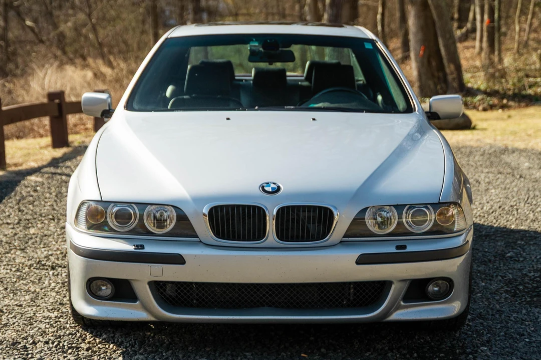 2003 BMW E39 540i - Image 2 of 31