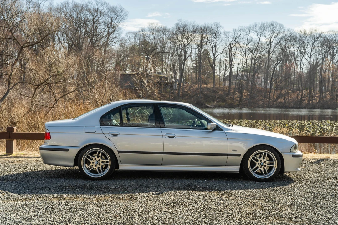 2003 BMW E39 540i - Image 26 of 31