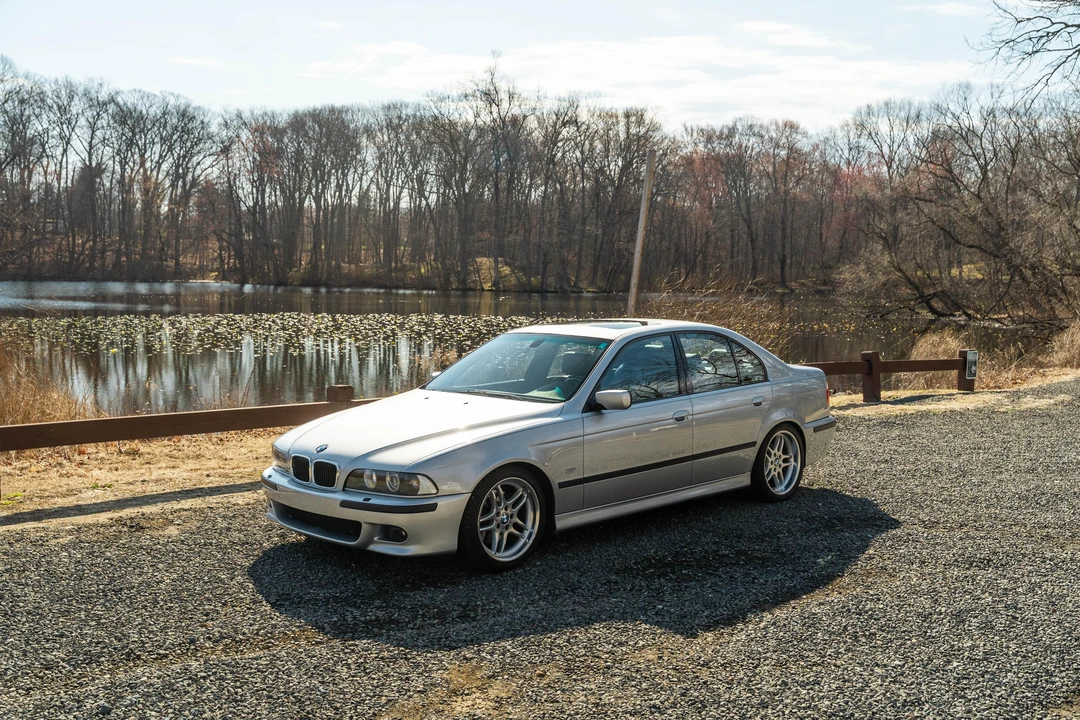 2003 BMW E39 540i - Image 11 of 31