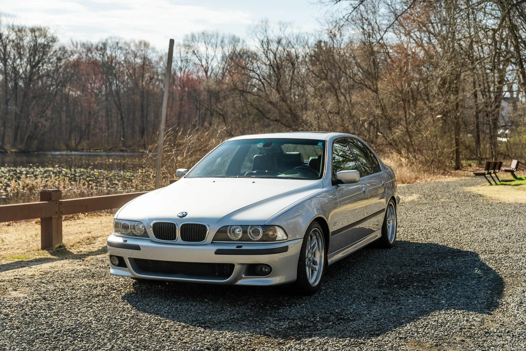 2003 BMW E39 540i - Image 9 of 31