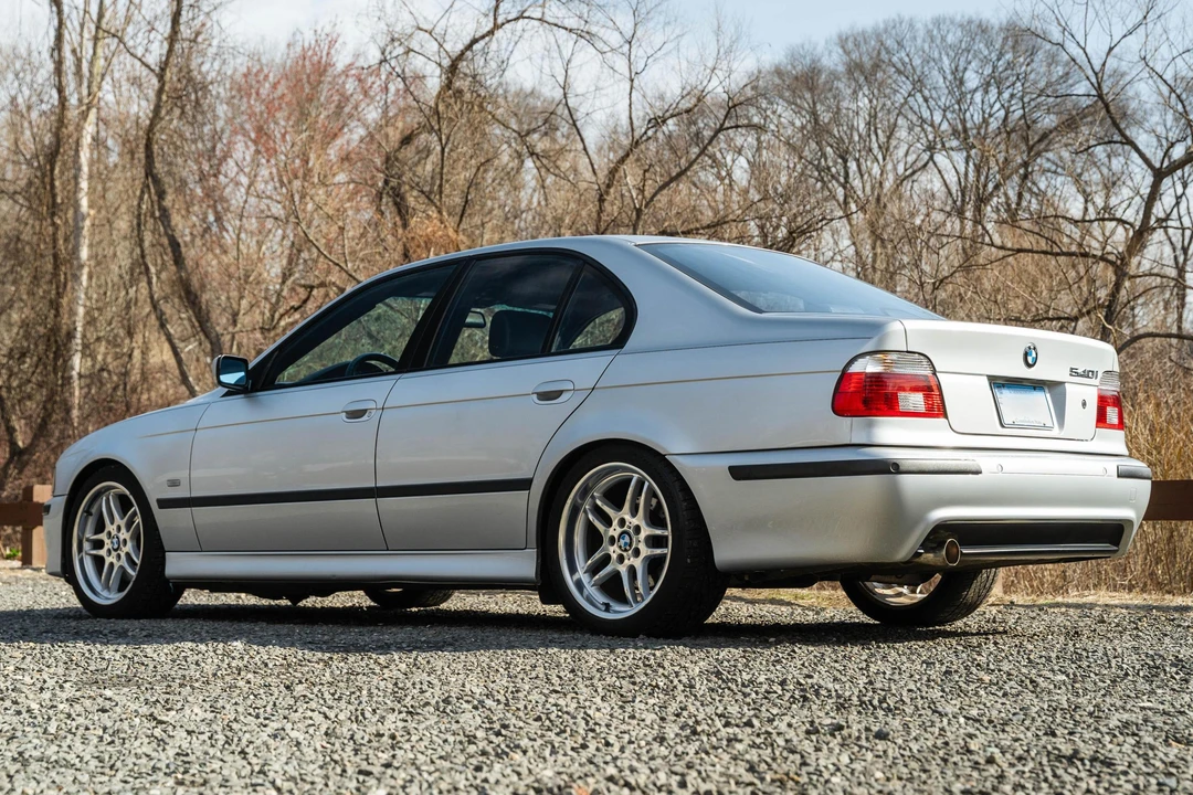 2003 BMW E39 540i - Image 4 of 31