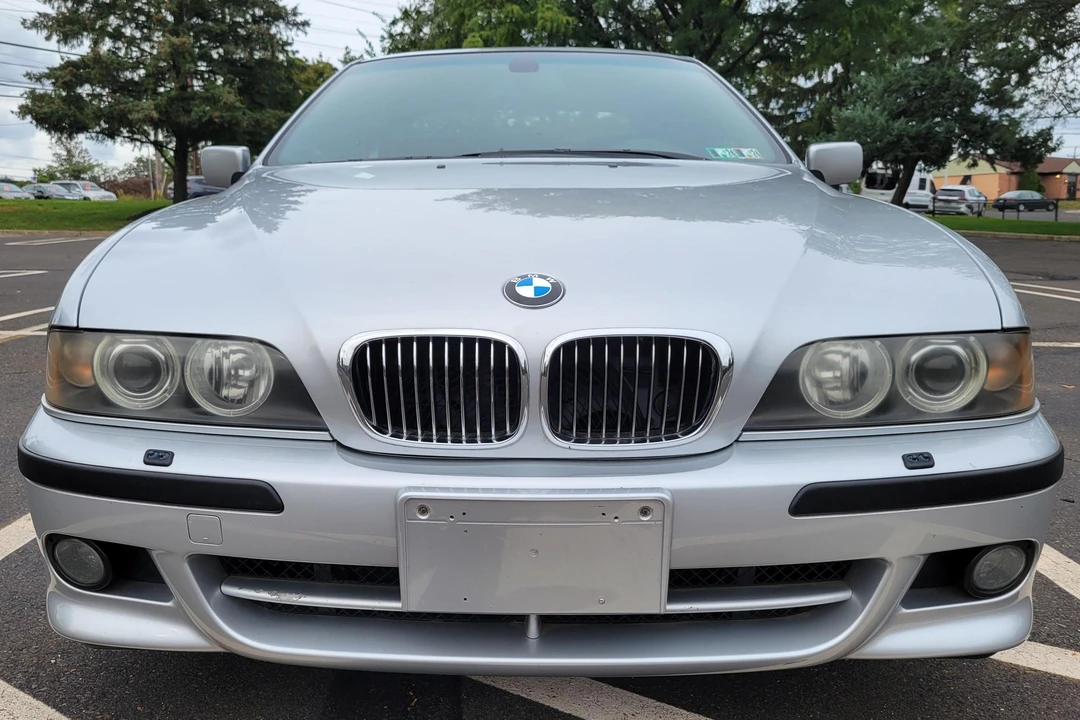 2003 BMW E39 540i - Image 2 of 31