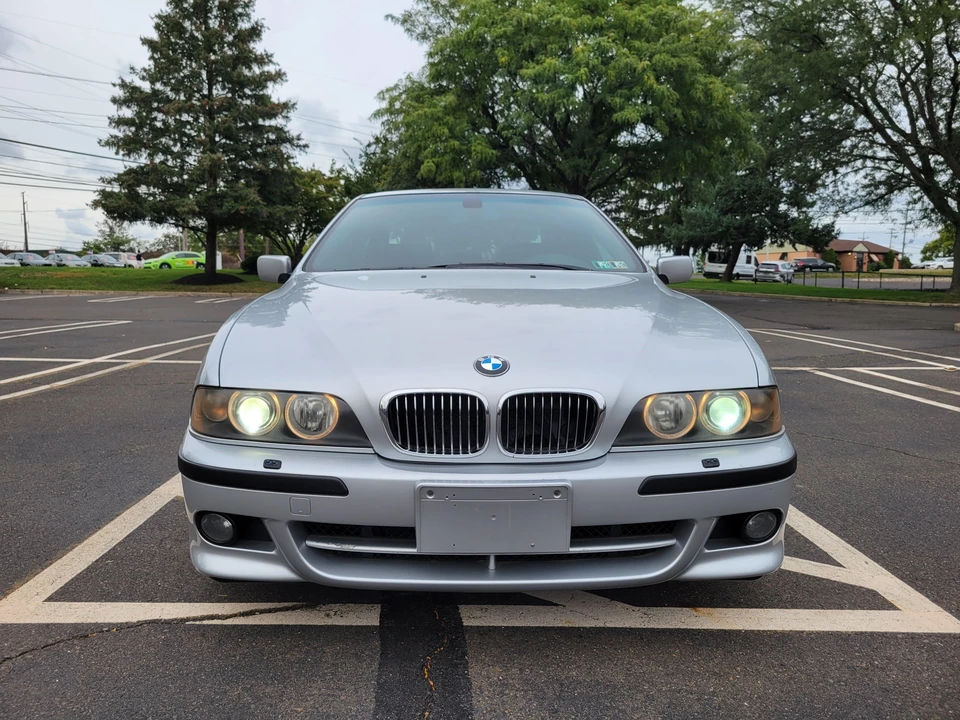 2003 BMW E39 540i - Image 10 of 31