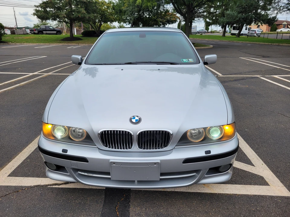 2003 BMW E39 540i - Image 9 of 31