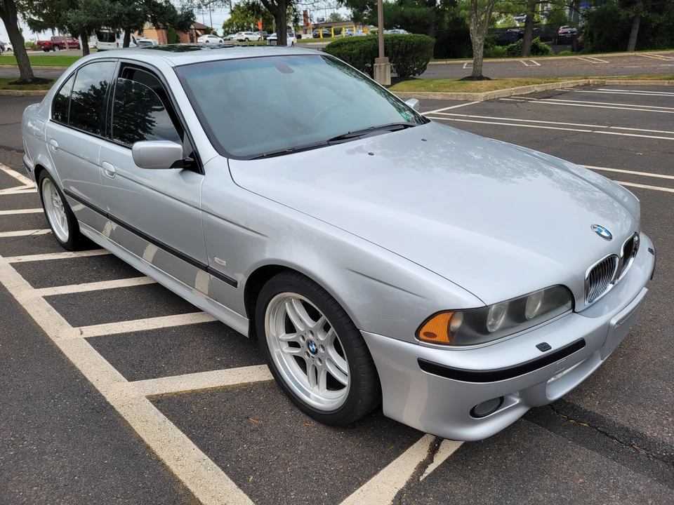 2003 BMW E39 540i - Image 17 of 31