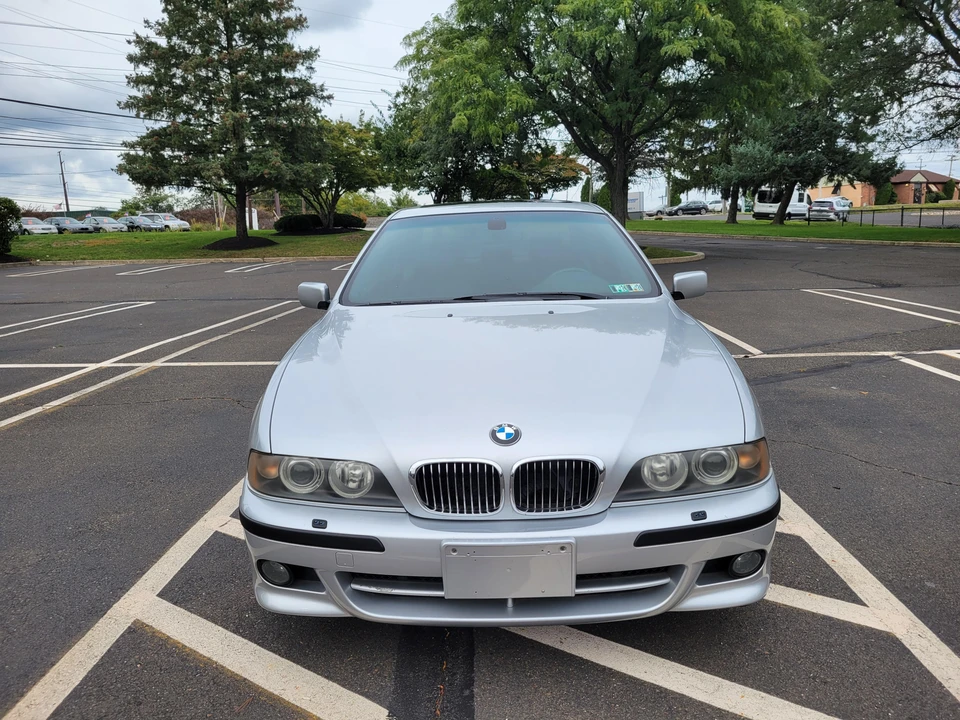 2003 BMW E39 540i - Image 8 of 31
