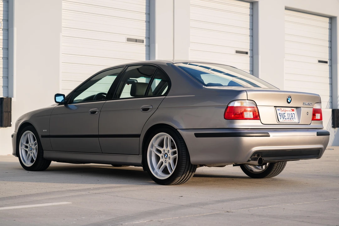 2003 BMW E39 540i - Image 8 of 31