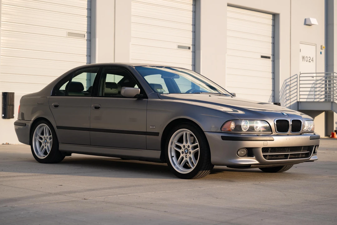 2003 BMW E39 540i - Image 11 of 31