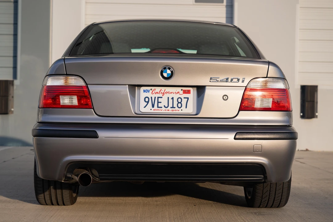 2003 BMW E39 540i - Image 9 of 31