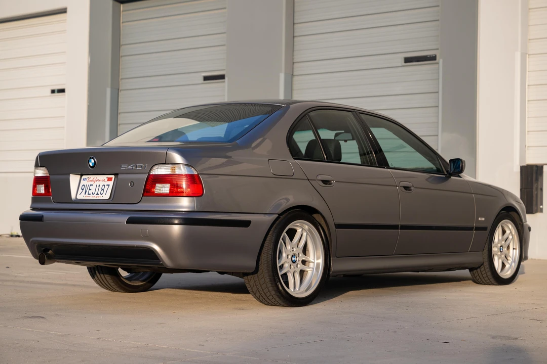 2003 BMW E39 540i - Image 10 of 31