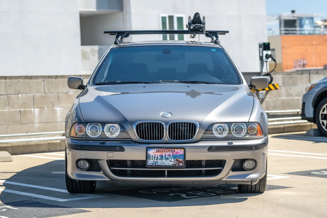 2003 BMW E39 540i - Image 2 of 31