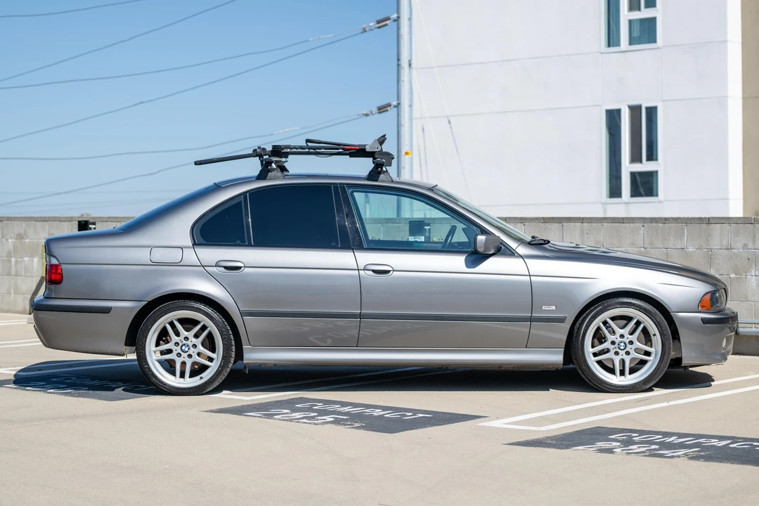 2003 BMW E39 540i - Image 10 of 31