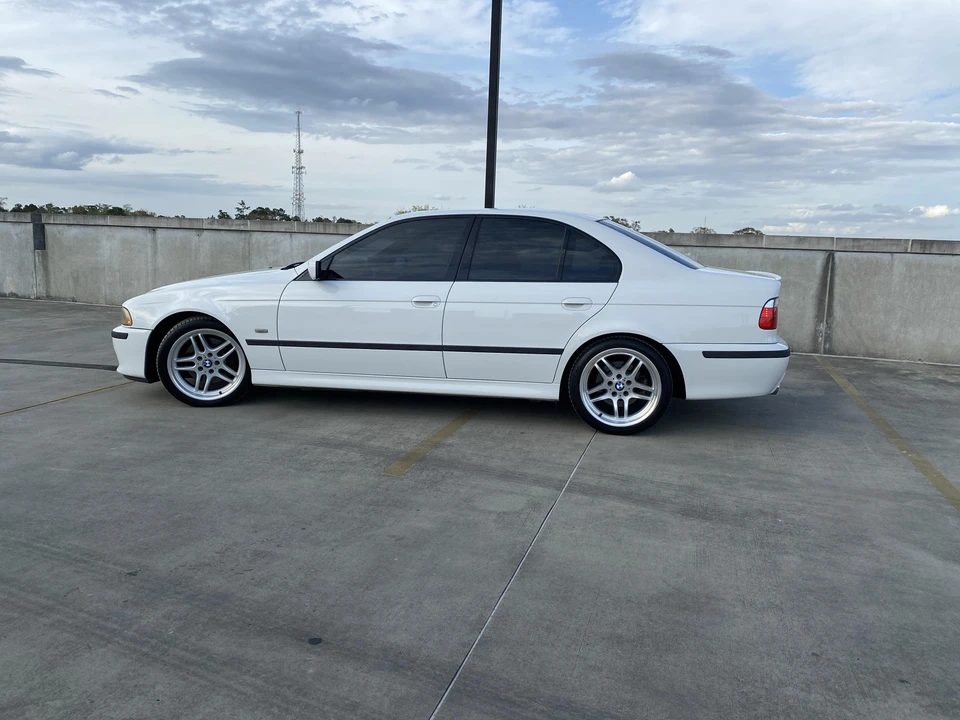 2003 BMW E39 540i - Image 13 of 31