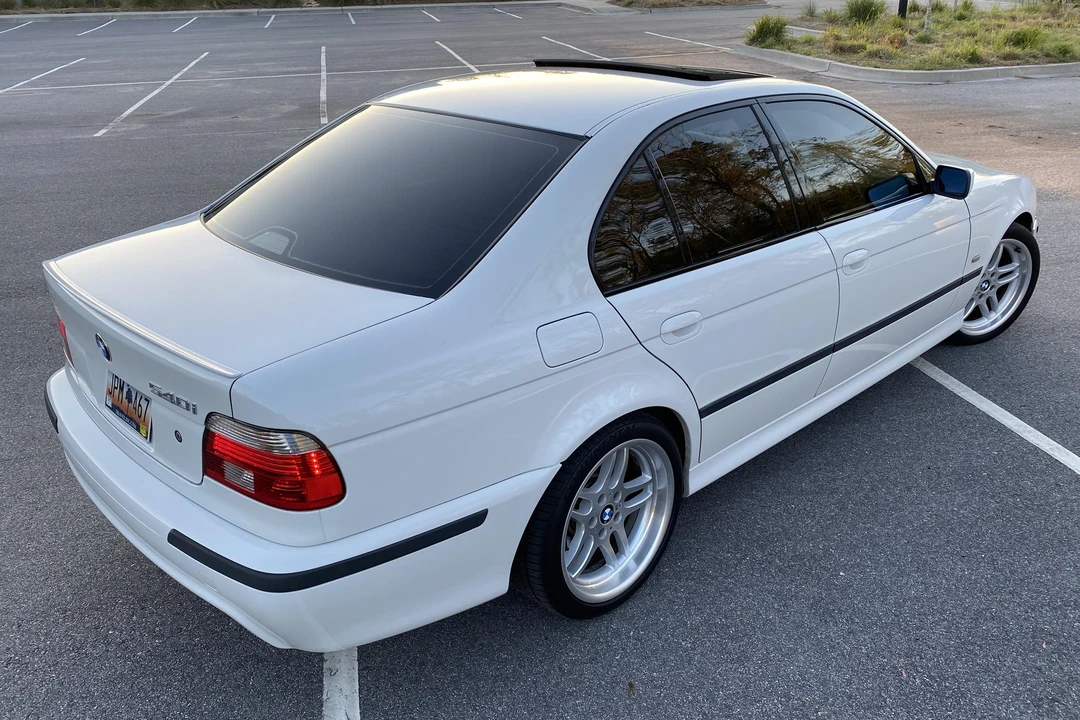 2003 BMW E39 540i - Image 4 of 31