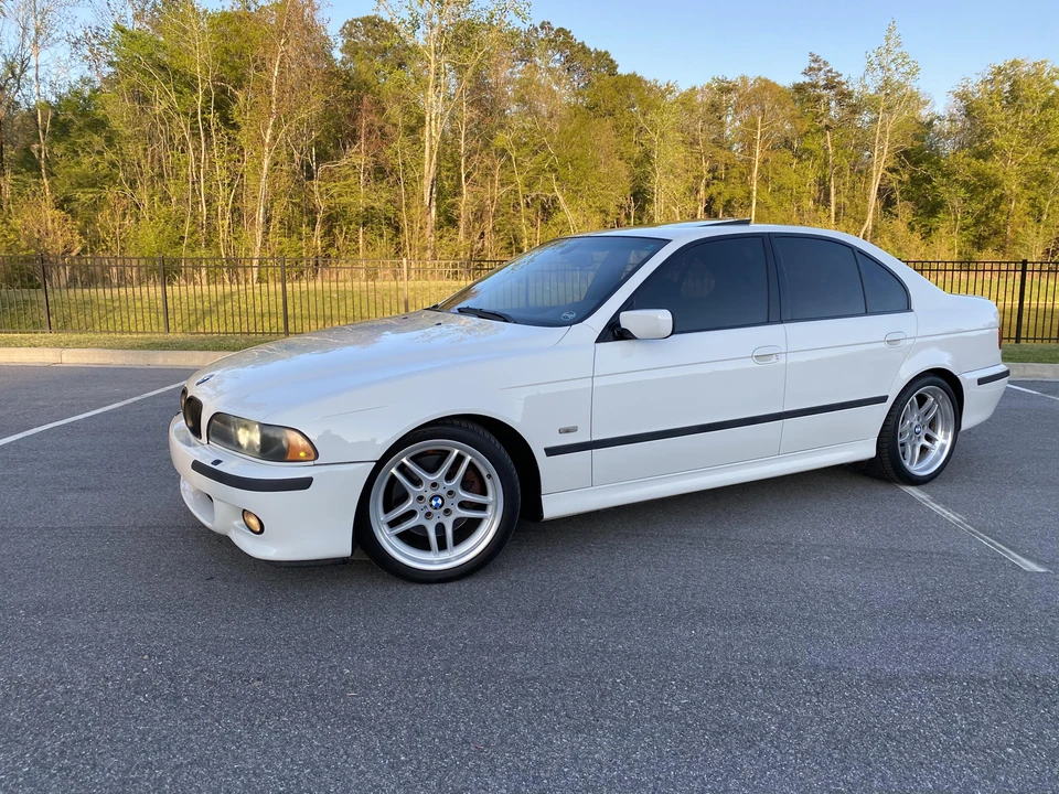 2003 BMW E39 540i - Image 10 of 31