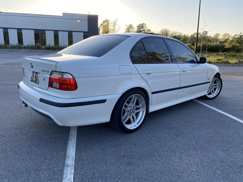 2003 BMW E39 540i - Image 22 of 31