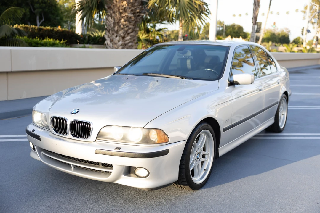 2003 BMW E39 540i - Image 12 of 31