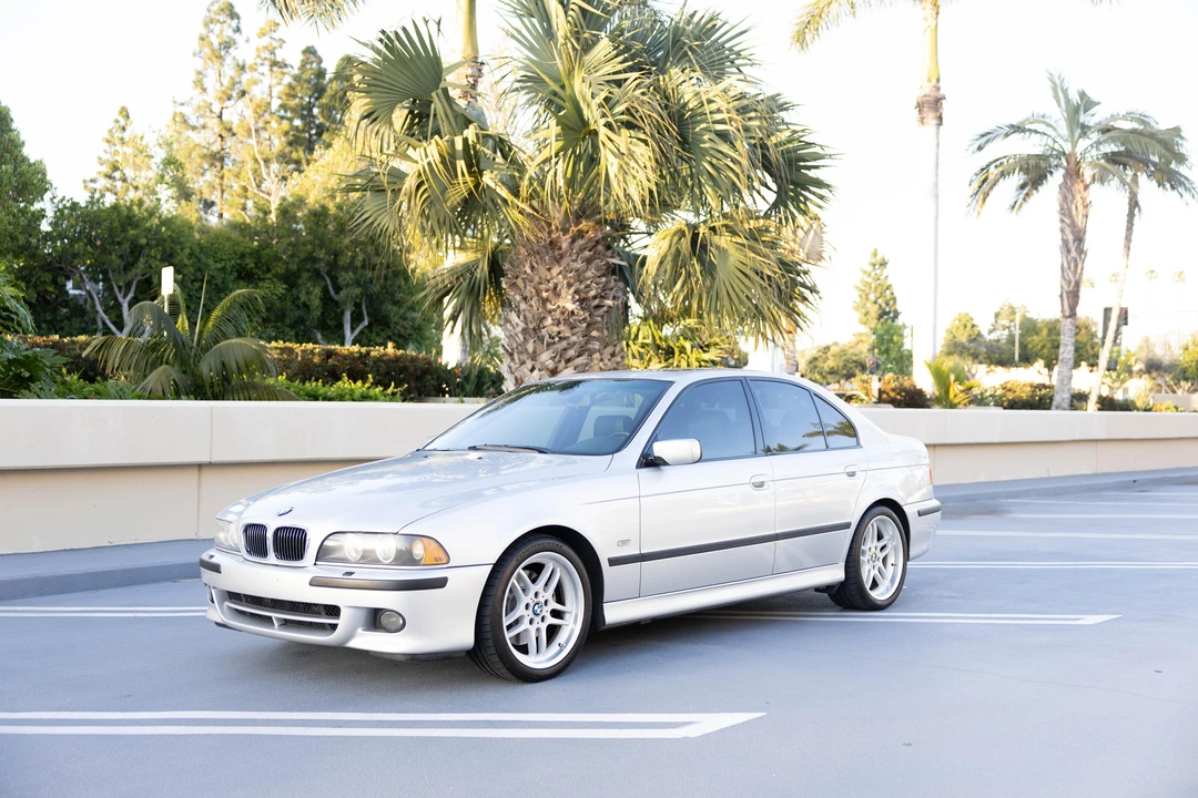 2003 BMW E39 540i - Image 14 of 31