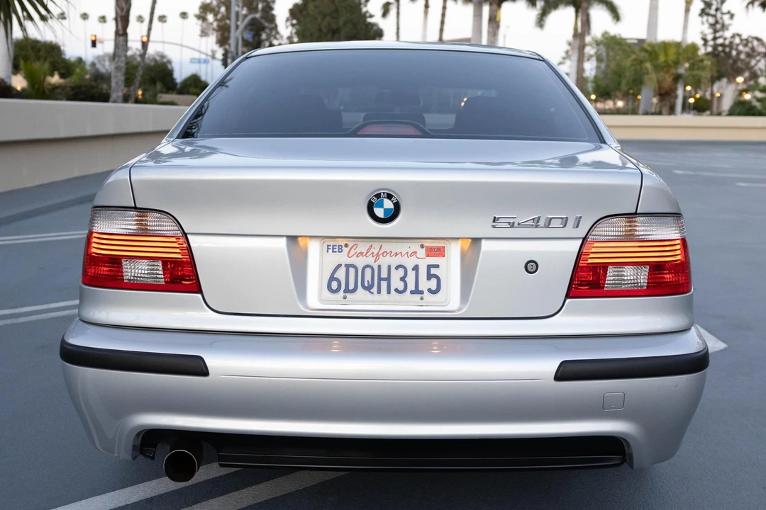 2003 BMW E39 540i - Image 5 of 31
