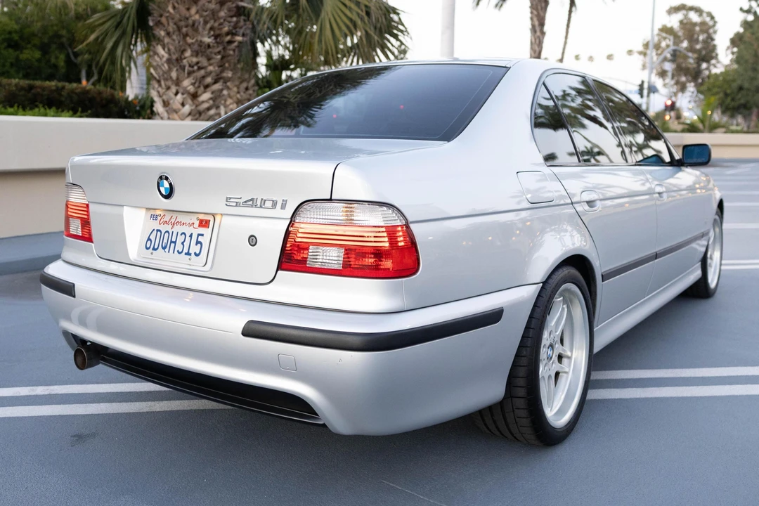 2003 BMW E39 540i - Image 4 of 31