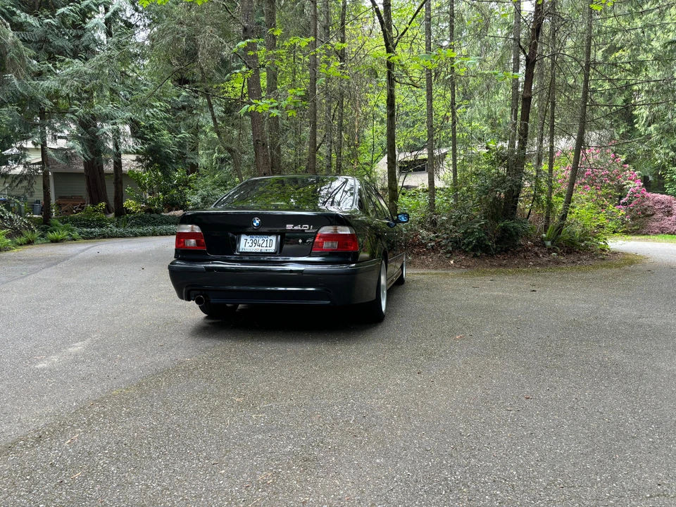 2003 BMW E39 540i - Image 28 of 31