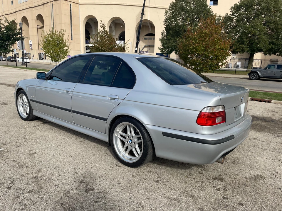 2003 BMW E39 540i - Image 12 of 31