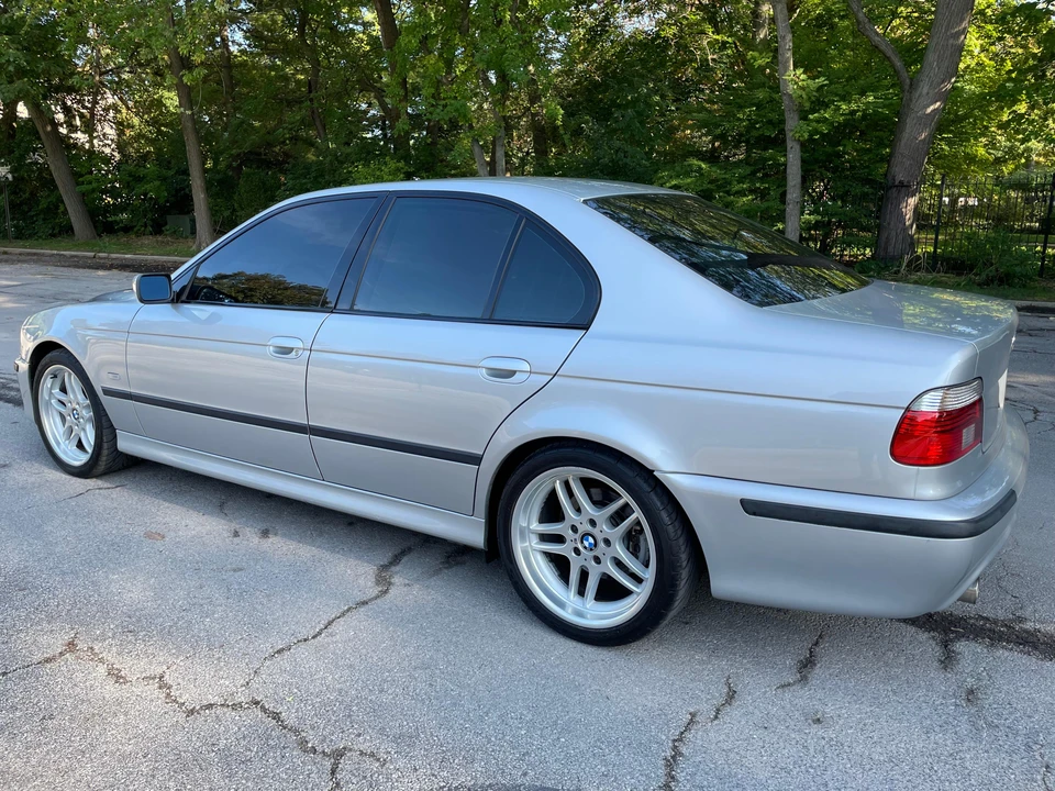 2003 BMW E39 540i - Image 11 of 31