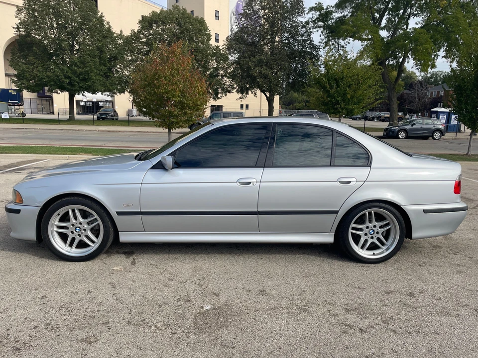 2003 BMW E39 540i - Image 9 of 31