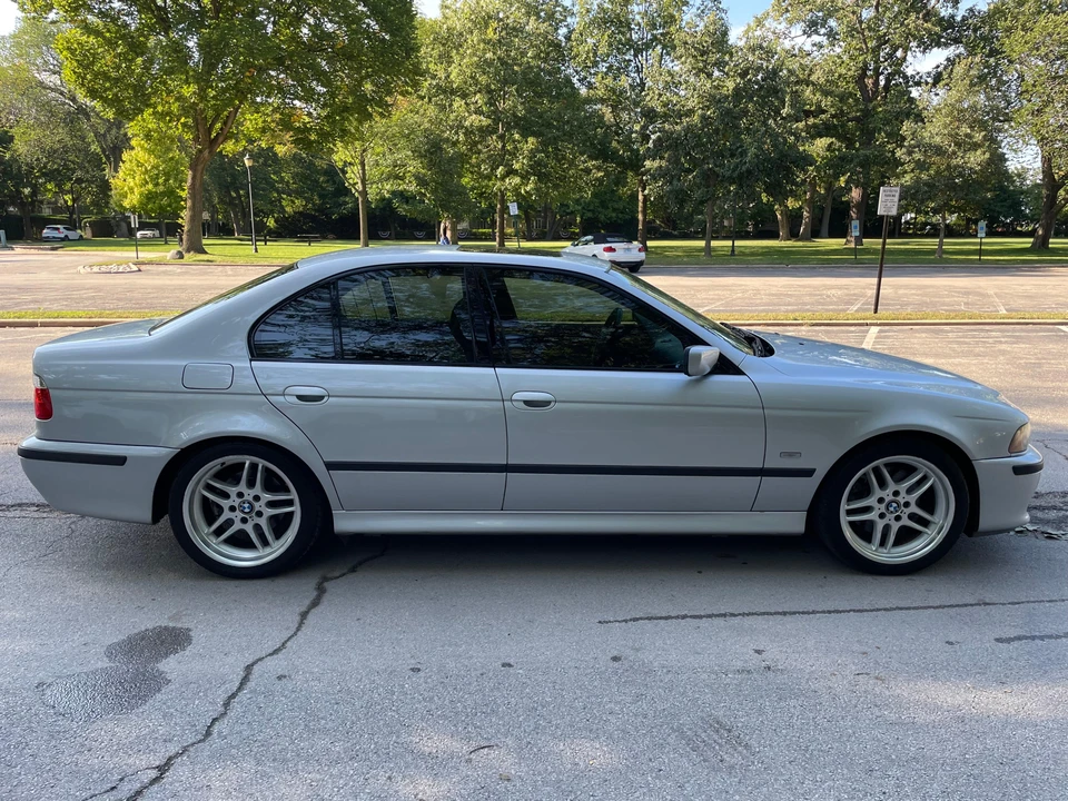 2003 BMW E39 540i - Image 22 of 31