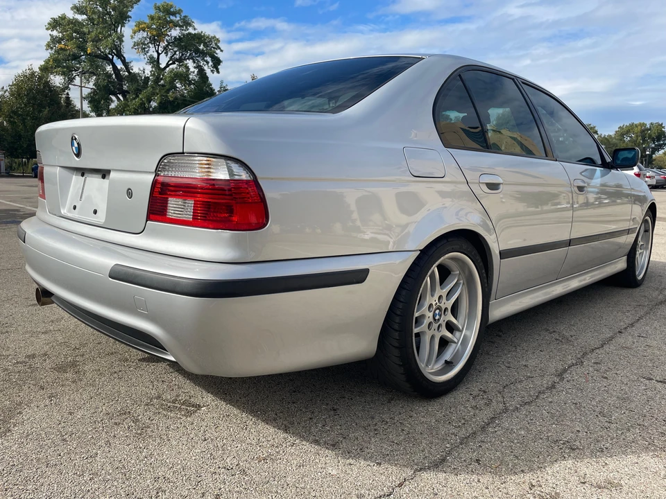 2003 BMW E39 540i - Image 17 of 31