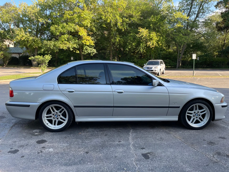 2003 BMW E39 540i - Image 21 of 31
