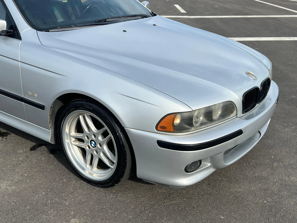 2003 BMW E39 540i - Image 24 of 31