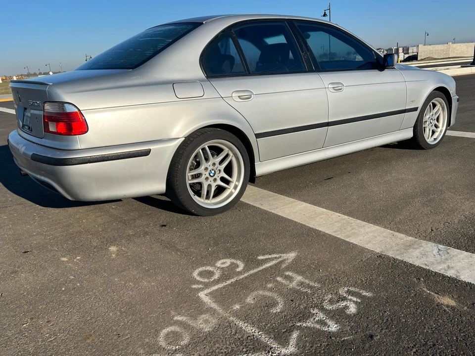 2003 BMW E39 540i - Image 17 of 31