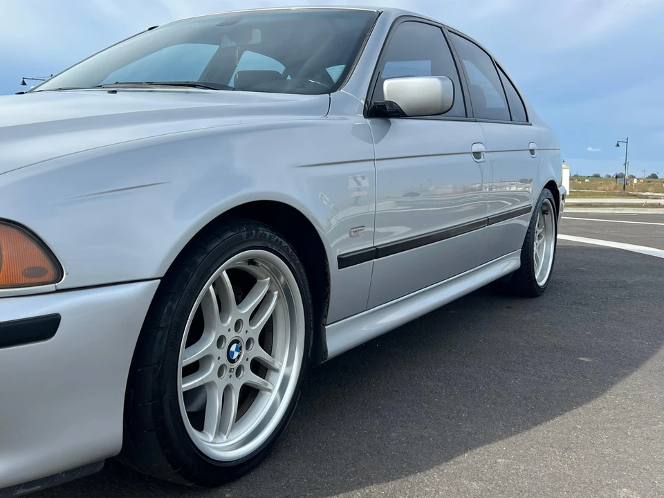 2003 BMW E39 540i - Image 29 of 31
