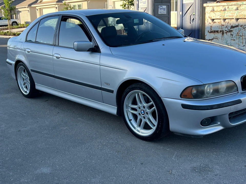 2003 BMW E39 540i - Image 22 of 31