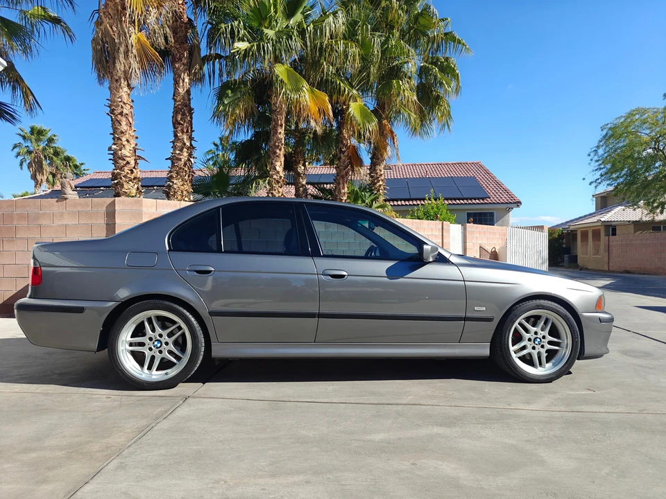 2003 BMW E39 540i - Image 8 of 31