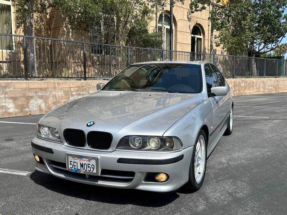 2003 BMW E39 540i - Image 17 of 31