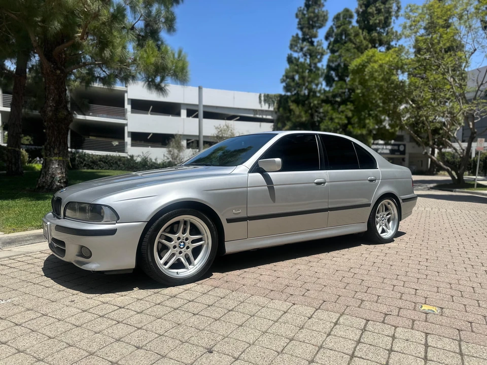 2003 BMW E39 540i - Image 7 of 31
