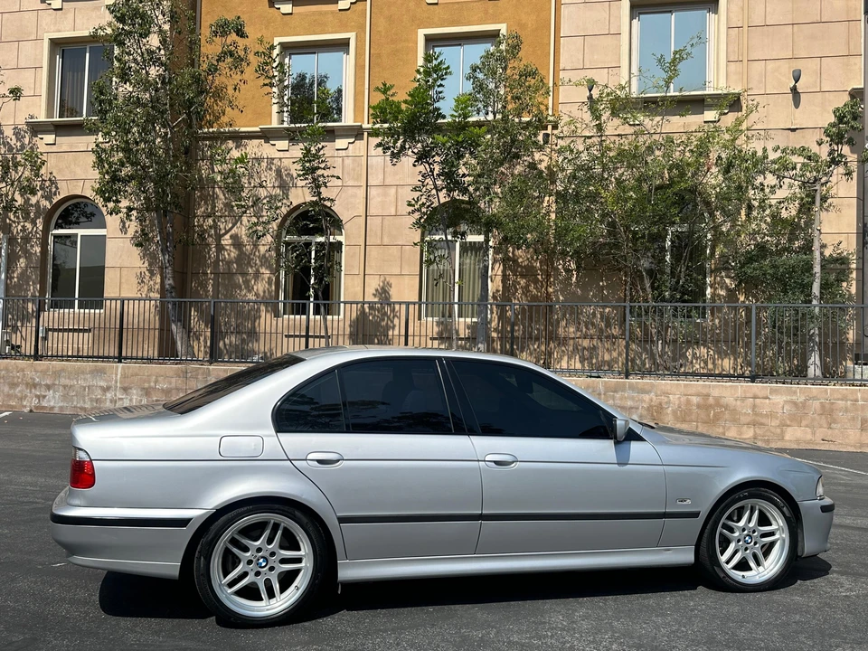 2003 BMW E39 540i - Image 25 of 31