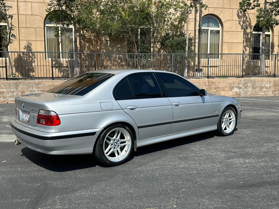 2003 BMW E39 540i - Image 24 of 31