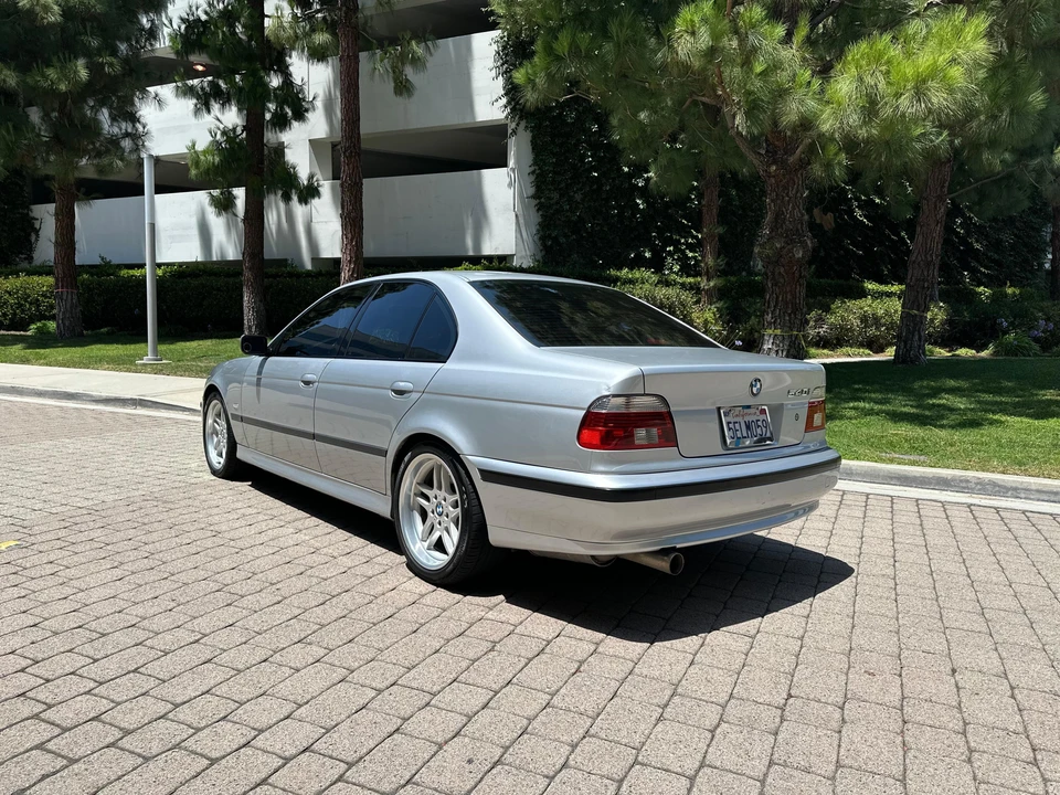 2003 BMW E39 540i - Image 12 of 31