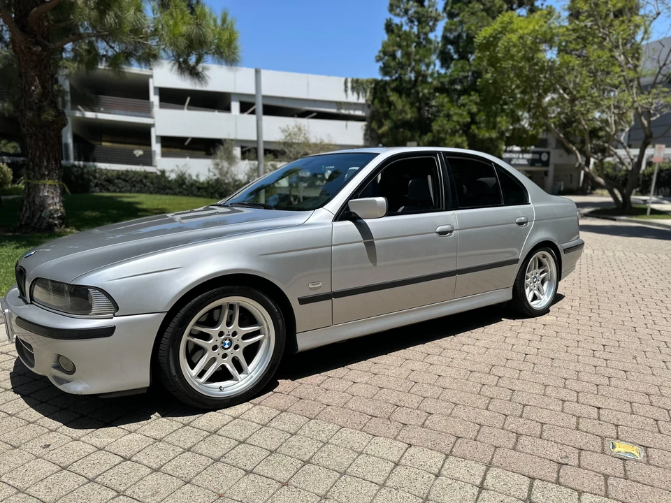 2003 BMW E39 540i - Image 8 of 31