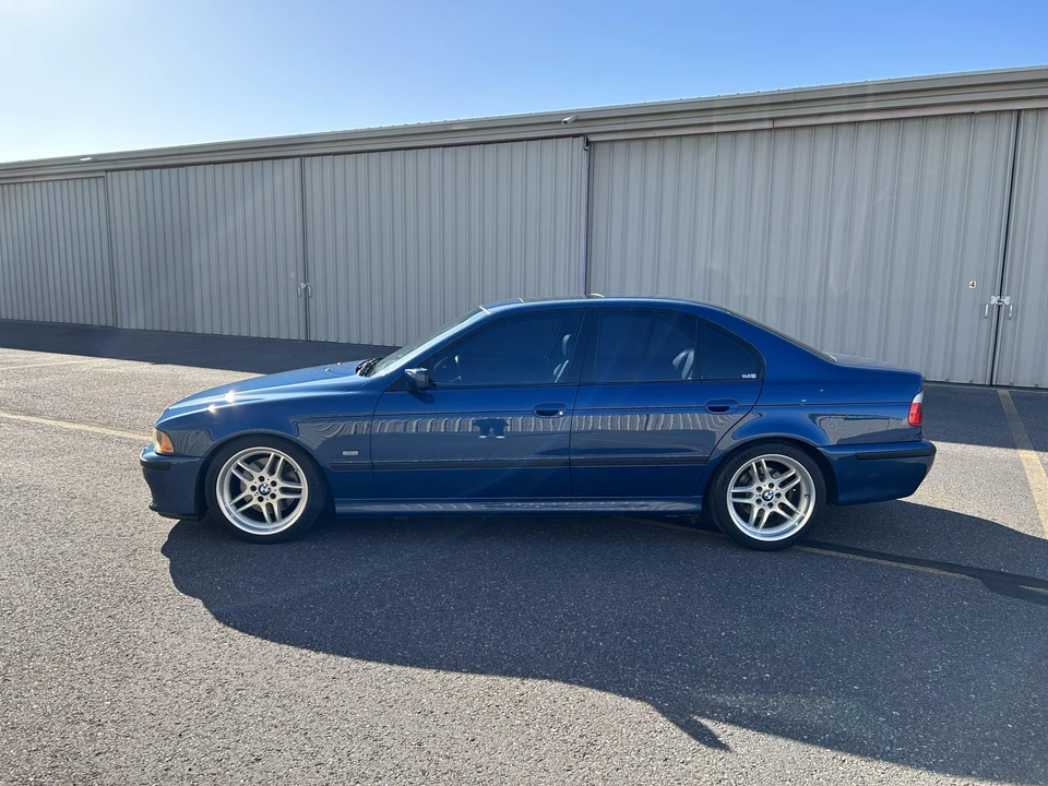 2003 BMW E39 540i - Image 9 of 31
