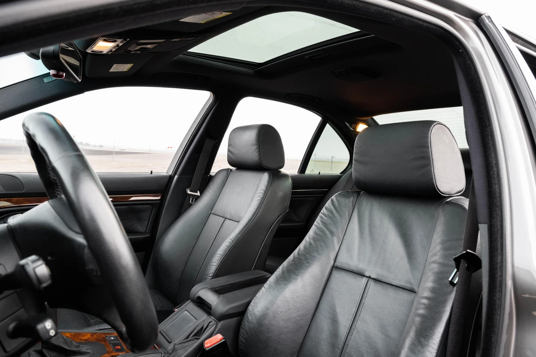 2003 BMW E39 540i - Image 22 of 31