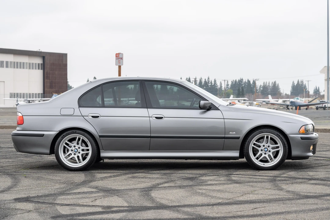 2003 BMW E39 540i - Image 8 of 31