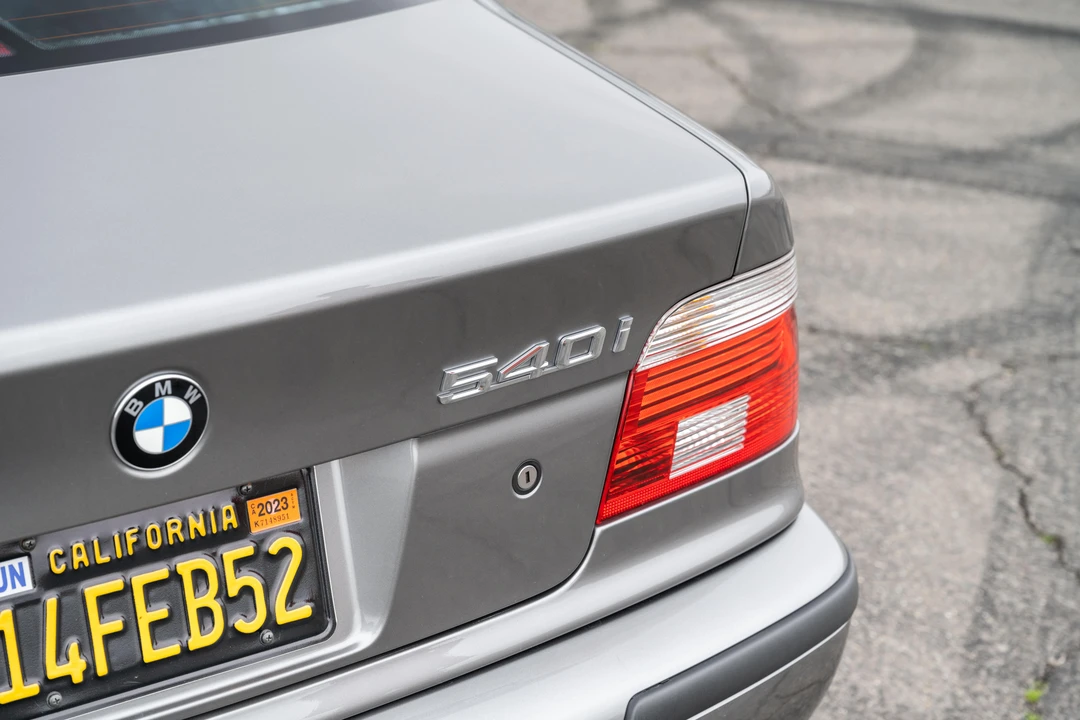 2003 BMW E39 540i - Image 9 of 31