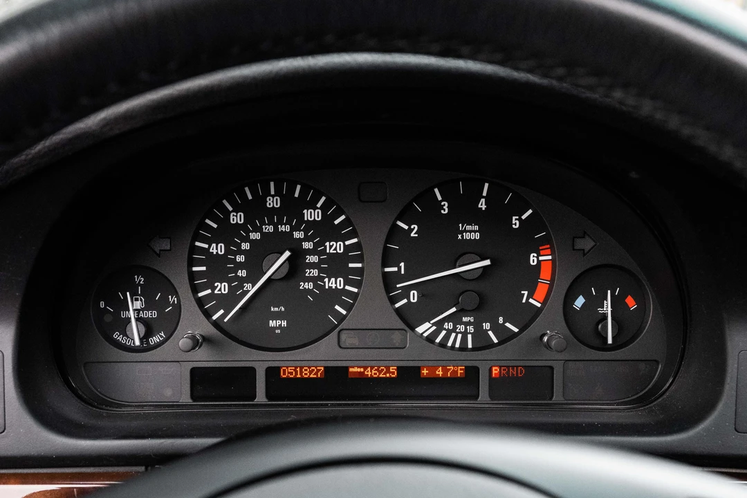 2003 BMW E39 540i - Image 19 of 31